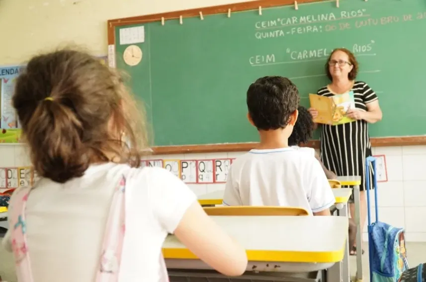 OOH E EDUCA&Ccedil;&Atilde;O: QUANDO A MARCA OCUPA A CIDADE, A MATR&Iacute;CULA ACONTECE