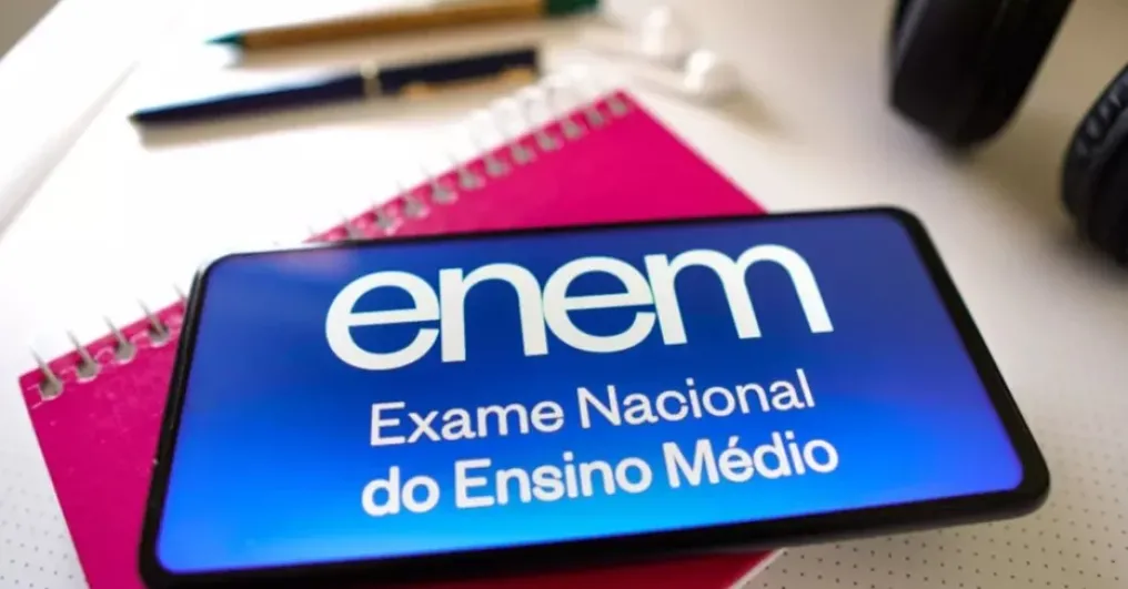 OOH EDUCACIONAL QUE APROVA: CAMPANHAS DE ALTO IMPACTO PARA O ENEM